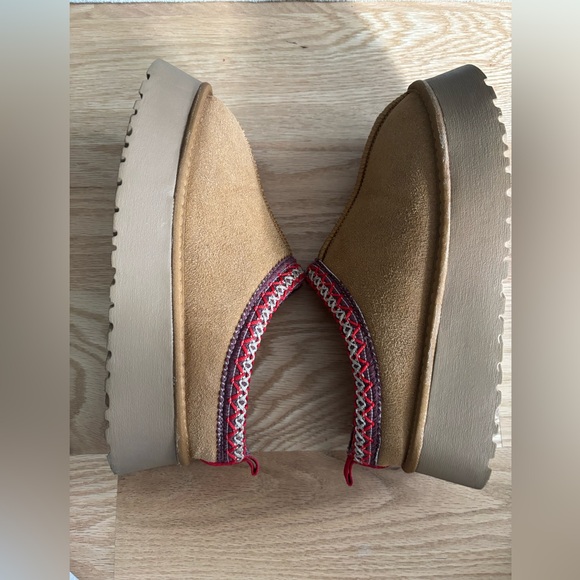 Lookalike UGG Tasman Clogs-size 8 - Picture 14 of 14